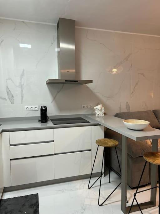 Moderno Apartamento Cerca Al Mar Tías Exterior foto